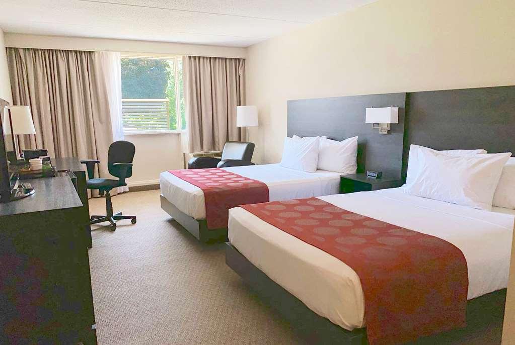 Quality Inn & Conference Centre Kingston Central Bilik gambar
